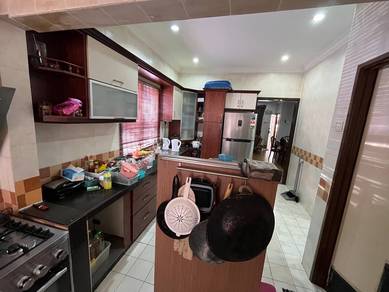 Landed Room Furnish At Jalan Plumbum Seksyen 7 Shah Alam Near LRT UiTM