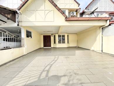 HOT AREA🔥 USJ 9 Double Storey House, Subang Jaya
