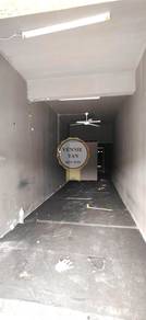 Tuanku Jaafar Ground Floor, Half Shop for RENT