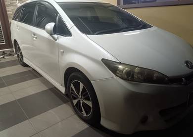 2013 Toyota WISH 1.8 S ZGE20G FACELIFT (A)