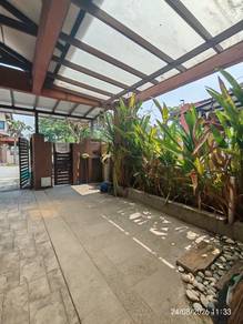 Double Frontage Superlink in Denai Alam 5 room