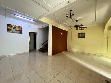 Bdr Pinggiran Subang @ Subang Murni U5, Double Storey 'As is Basis'