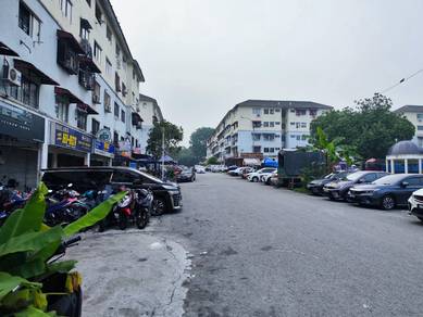 SHOP LOT Taman Pinggiran Putra Equine Seri Kembangan Serdang FOR RENT