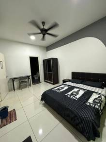 Epic Residences Room For Rent 15 minutes to CIQ JB