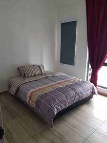 (READY TO MOVE IN) Kenwingston Cyberjaya 2R1B2CP Fully Furnish