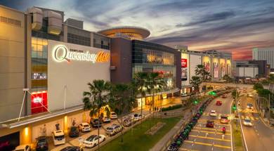 Queensbay Mall Grd Floor Shop Lot, near Entrance, Bayan Baru.