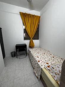 Single Room Perempuan NO MIX GendePV5 near LRTmn Melawati Mall KL East