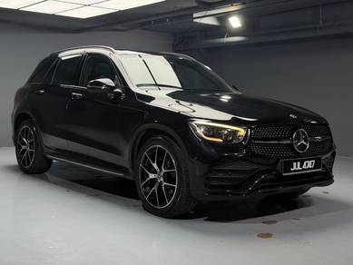 2021 MERCEDES GLC 300 AMG 53KM LOW MIL TIPTOp