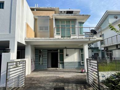 Double Storey Semi-D Cluster Royal Ivory 2, SP 10 Bandar Saujana Putra