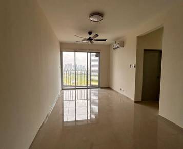 Laman Sari with Kitchen Cabinet and Fridge For Rent