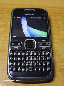 Nokia E72