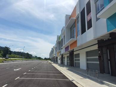 Tmn Pulai Hijauan shop for rent