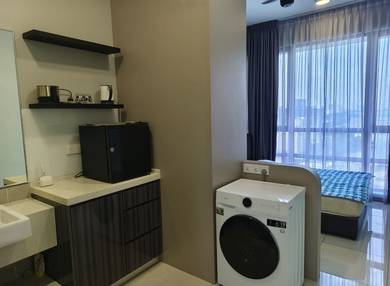 Q2 Studio 300sf Move In Condition