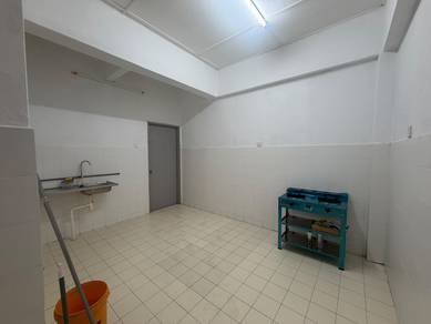 Astana Square, 2 Aircond, 1 fixed Carpark, Nearby hv 99 speedmart,