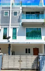 3-storey-Terraced-House-for-sale-Lumut-Perak