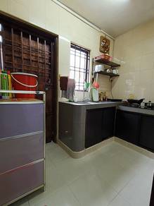 Johor Jaya Jln Seroja Nice unit Low Cost double storey for sell