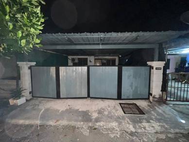 Rumah taman sri acheh manjong perak