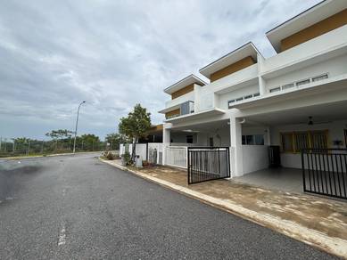 Renovated Double Storey Terrace, Adira Ara Sendayan