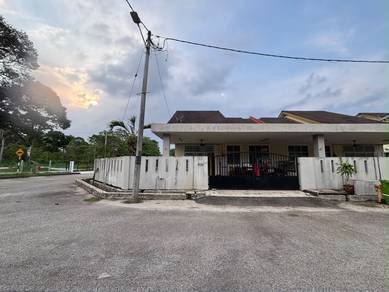 Semi D Corner Lot Kg Padang Jaya, Kuantan