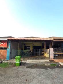 Rumah Teres Setingkat Di Taman Kg Padang Jaya, Kuantan Untuk Dijual