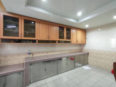 Double storey house taman putra ampang bukit Teratai ampang Selangor