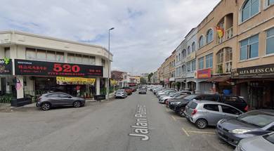 【 Bandar Puteri Puchong 🔥】Fully Extended 2 Storey Shoplot for Sale