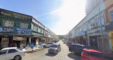 【 Bandar Puteri Puchong 🔥】Fully Extended 2 Storey Shoplot for Sale
