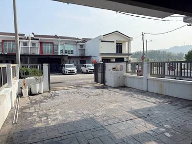 NEAR UITM | 2 Storey Terrace Bandar Hillpark