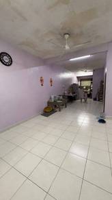 Double storey House ,Bestari indah Ulu Tiram puteri wangsa