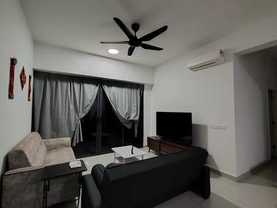 One Foresta Condo 3rooms 1200SF Renovated Fully Furnished  Well kept *