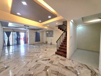 FACING OPEN & FULLY EXTENDED 2 Storey Seksyen 1 Bdr Teknologi Kajang