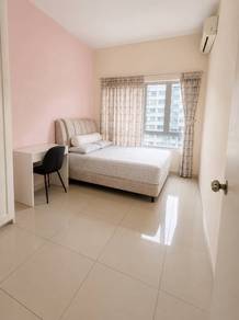 Savanna Executive Suite Corner with Balcony F/furnished Southville