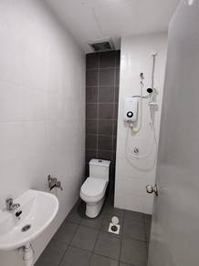 Damai Vista Condominium 3 Bedroom For Rent | 1000 sqft