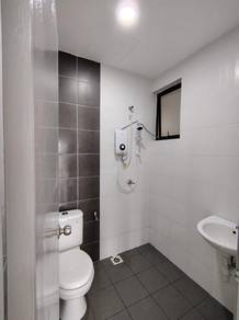 Damai Vista Condominium 3 Bedroom For Rent | 1000 sqft
