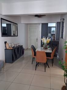 Havana Beach Residences | Renovated Freehold | 900 sqft | 3 Bedrooms