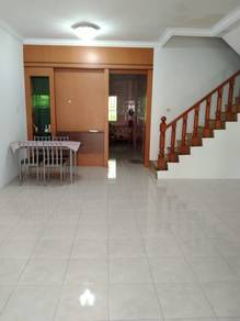 Double Storey Intermediate Terrace House
