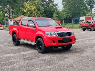 2013 Toyota HILUX 2.5 G VNT AUTO 4X4 FACELIFT