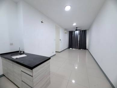Southbank 3 bedrooms Partial Furnished Available to move in now