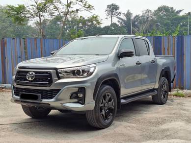 2020 Toyota HILUX 2.8 BLACK EDITION  loan kedai