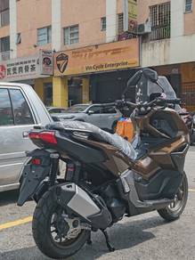Honda ADV160 Roadsync (Ready Stock)