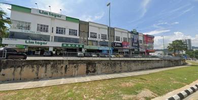 dataran wangsa 3sty f/h shoplot-22x75-facing main road-wangsa melawati