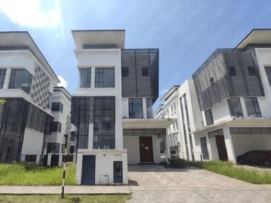 28 Oct 26 3 Storey Detached House @ Mutiara33 Seksyen33