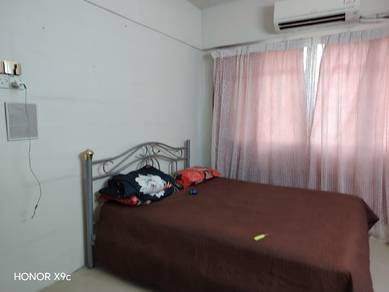Room Rental Air Cond