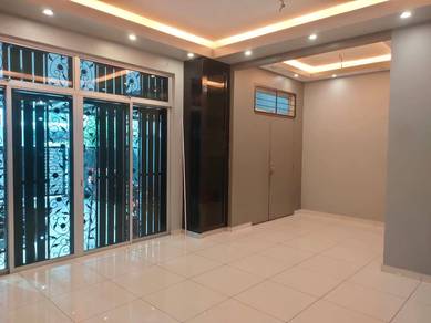 Double Storey Terrace 🏠5 Bedrooms & 5 Bathrooms