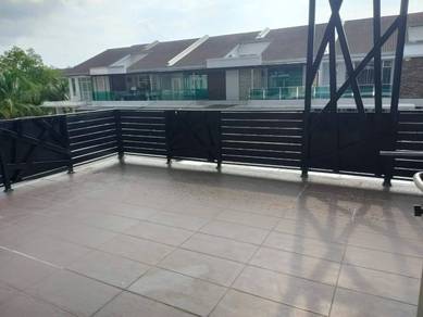 Double Storey Terrace 🏠5 Bedrooms & 5 Bathrooms