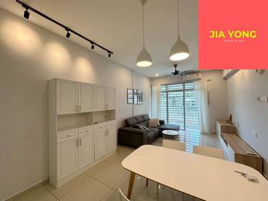 The Peak Residence condominium 2 carparks Tanjung Tokong mount erskine
