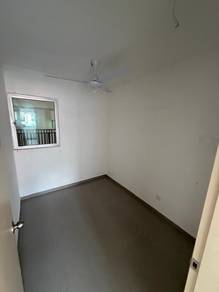 3 bilik, 1 master room dan 2 biasa .