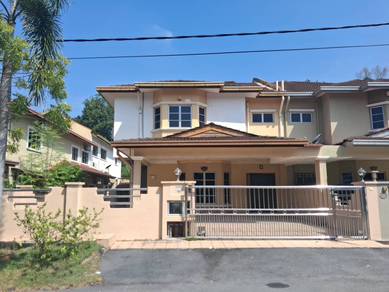 Kajang Taman Pinggiran Saujana 2 Storey Semi-D Freehold 40x75