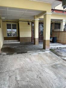 2 storey house for rent in Bdr Seri Ehsan Sepang