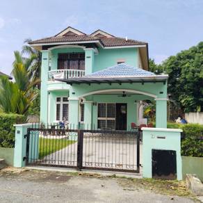 2 Story Teluki Bangalow House